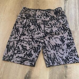 Calvin Klein biker shorts tan and black size medium